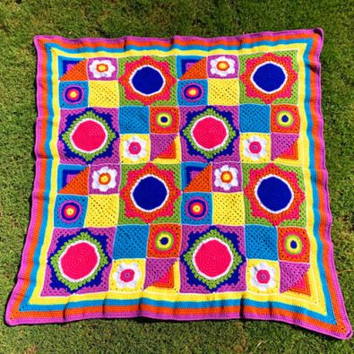 granny-square-free-crochet-picnic-blanket-pattern