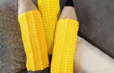 pencil-easy-crochet-pillow-pattern-free
