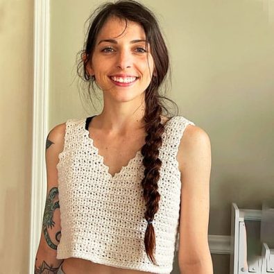 simple-v-neck-free-summer-crochet-crop-top-pattern