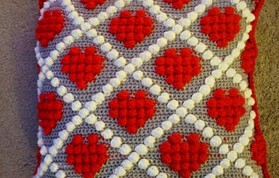 mini-heart-pillow-crochet-pattern-free