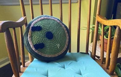 hobbit-house-door-crochet-round-pillow-pattern-free-pdf